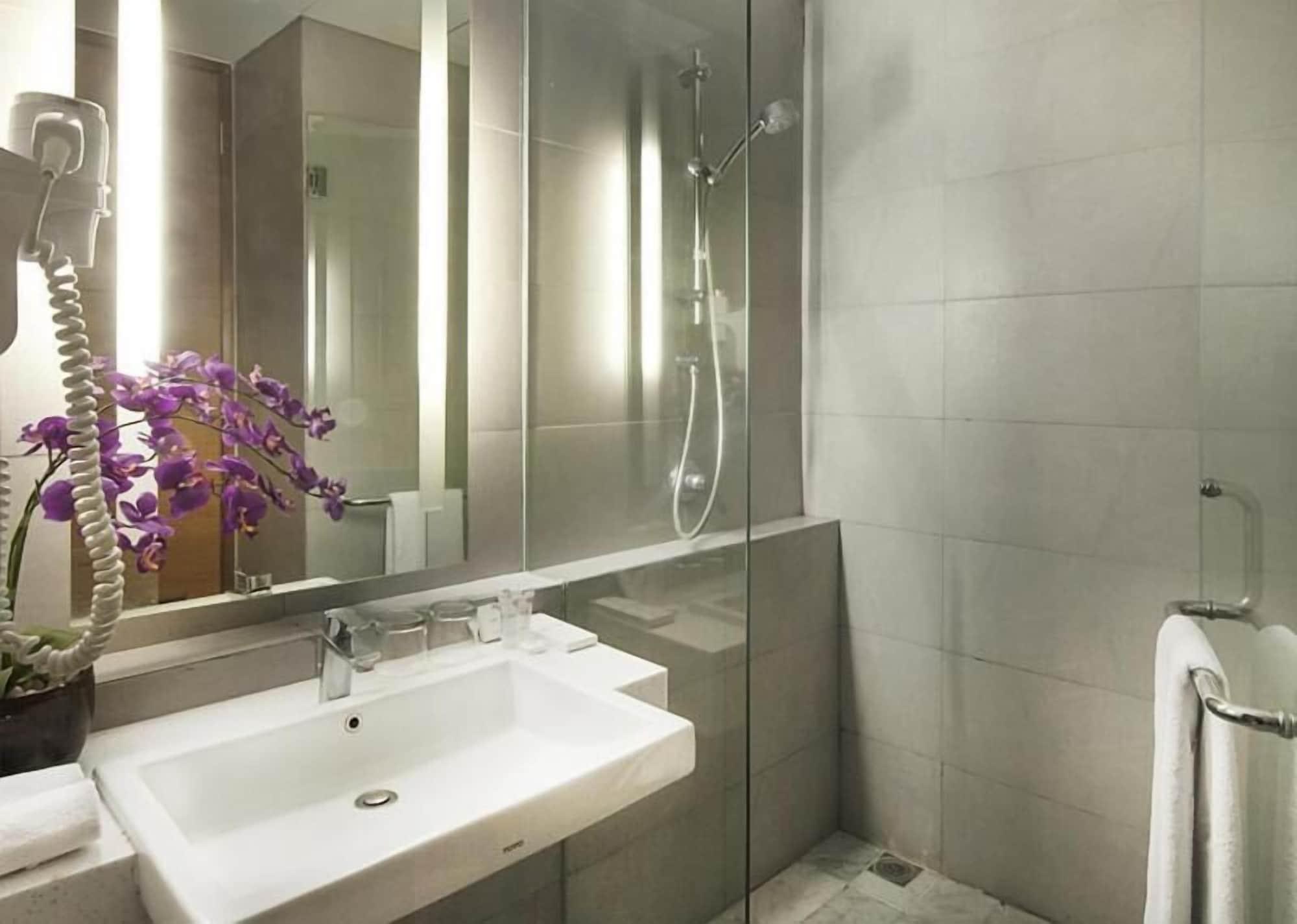 D'Primahotel Tangerang Ngoại thất bức ảnh