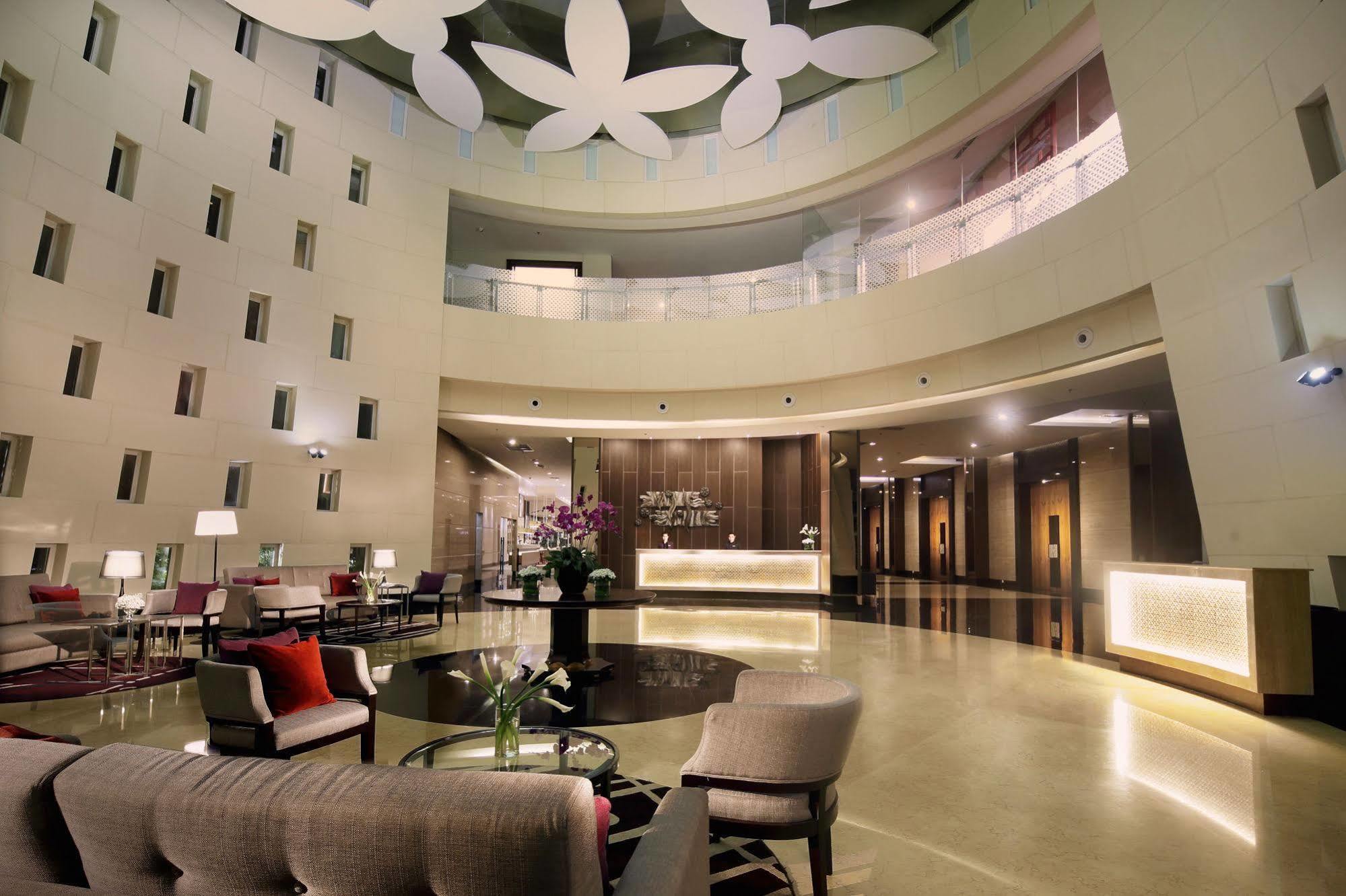 D'Primahotel Tangerang Ngoại thất bức ảnh